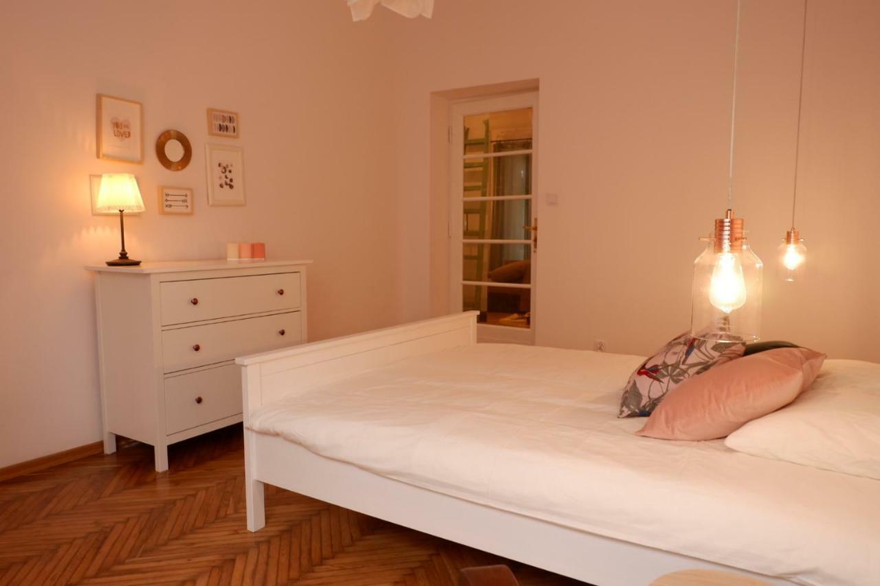 كراكوفيا Singer Apartment Old Town المظهر الخارجي الصورة